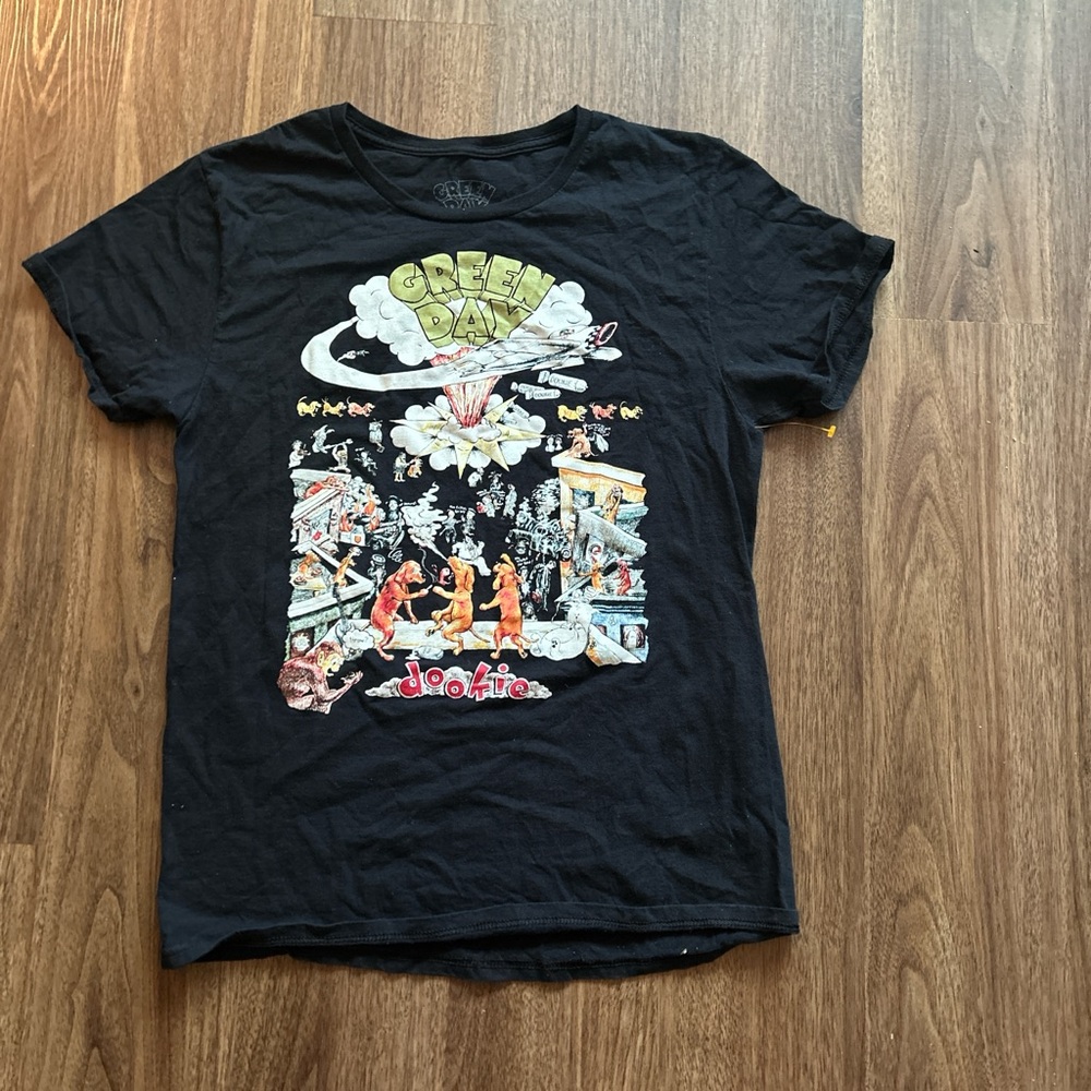 Green Day Graphic T-Shirt